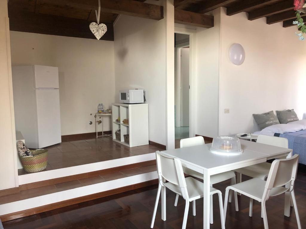 Attico By Marconi 11 Bed & Breakfast Besozzo Exterior photo