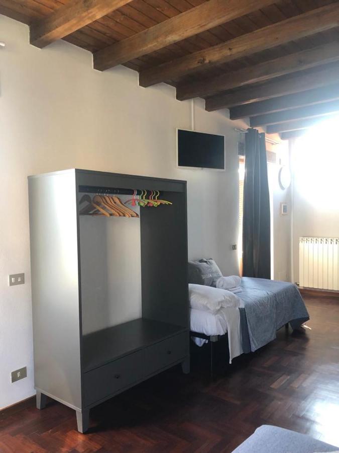 Attico By Marconi 11 Bed & Breakfast Besozzo Exterior photo